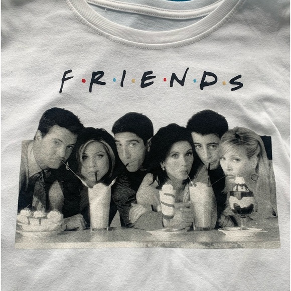 FRIENDS tee size small - Picture 3 of 3